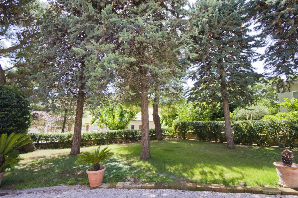 Guest House Villa Eva Sirolo Kültér fotó