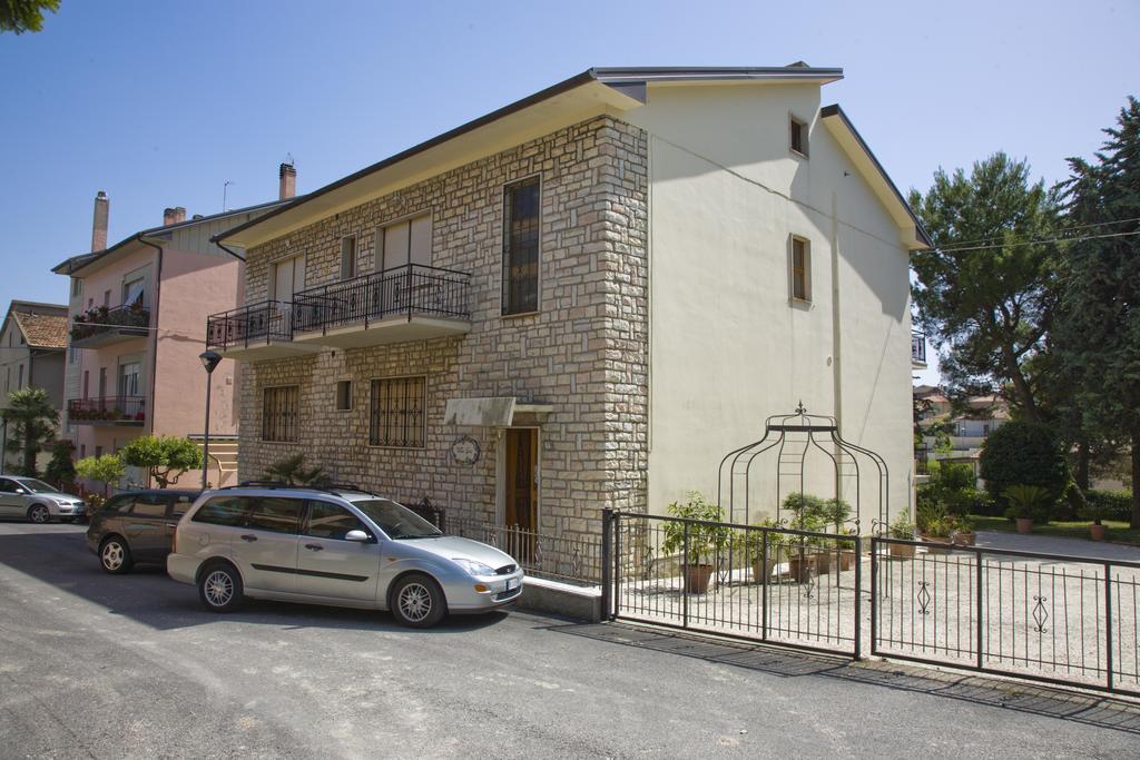 Guest House Villa Eva Sirolo Kültér fotó